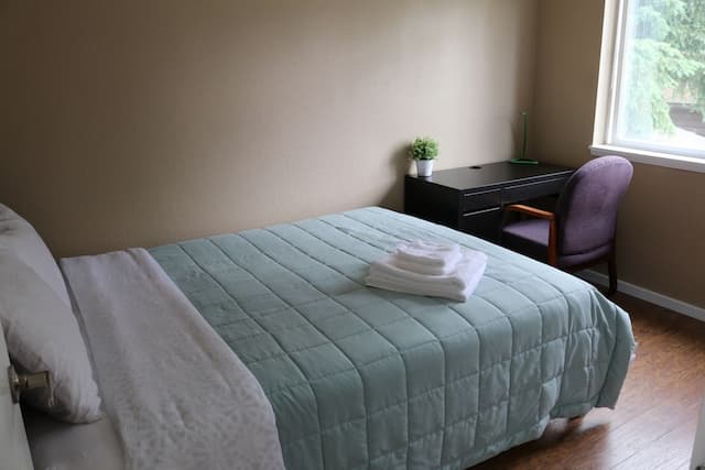 콰이어트 클린 앤드 컴포터블 룸-이그제큐티브 더블룸, 퀸사이즈침대 1개, 앙스위트, 1층 (bathroom outside of room)-2