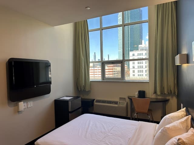 Feather Factory-Room, 1 Full-Sized Bed-5