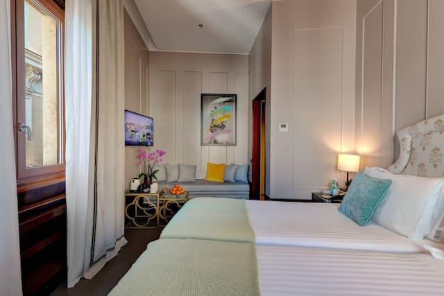 싱어 팰리스 호텔 로마-Deluxe King room-1