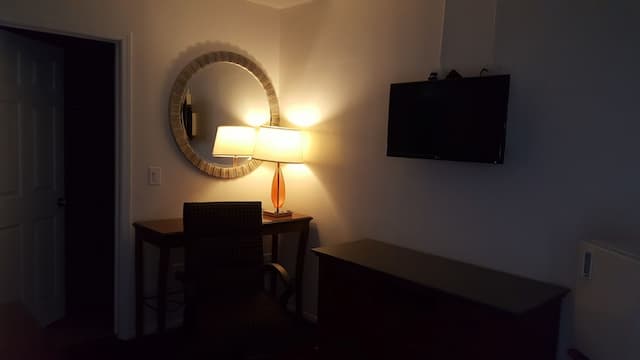 플라밍고 인 롱비치-디럭스룸, 퀸사이즈침대 2개-8