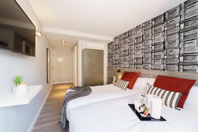 BYPILLOW Wander-Twin Room (Interior)-6