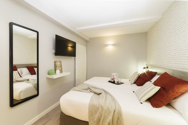 BYPILLOW Wander-Twin Room (Interior)-1