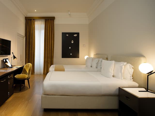 エリザベス ユニーク ローマ - ア メンバー オブ デザイン ホテルズ-Triple Luxury Room-1