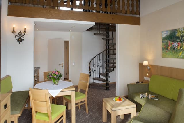 Interest Vitalhotel-Superior Suite, 1 Queen Bed with Sofa bed-3