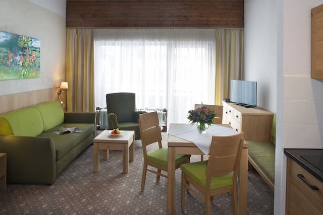 Interest Vitalhotel-Superior Suite, 1 Queen Bed with Sofa bed-1