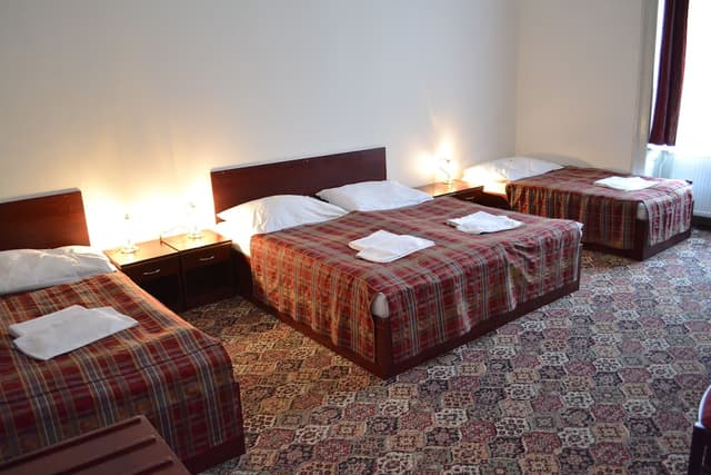 Hotel City Inn-Quadruple Room-1