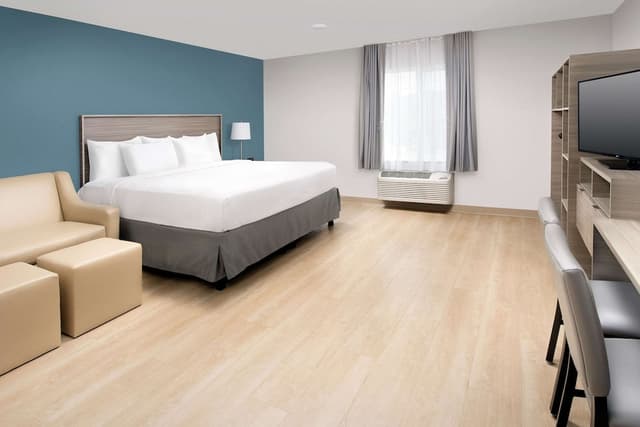 WoodSpring Suites Seattle Tukwila-Standard Room, 1 King Bed, Non Smoking-1