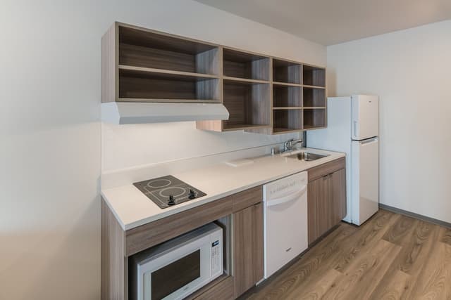 WoodSpring Suites Seattle Tukwila-Standard Room, 1 King Bed, Non Smoking-8