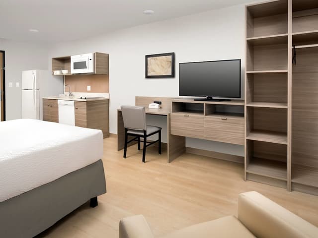 WoodSpring Suites Seattle Tukwila-Standard Room, 1 Queen Bed, Non Smoking-2