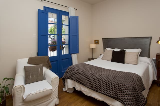 普拉薩青年旅舍-標準雙人房-3