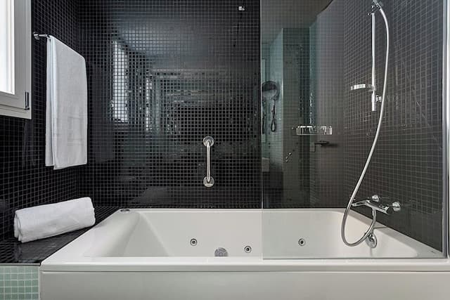 Exe Plaza Catalunya-Premium Room-7