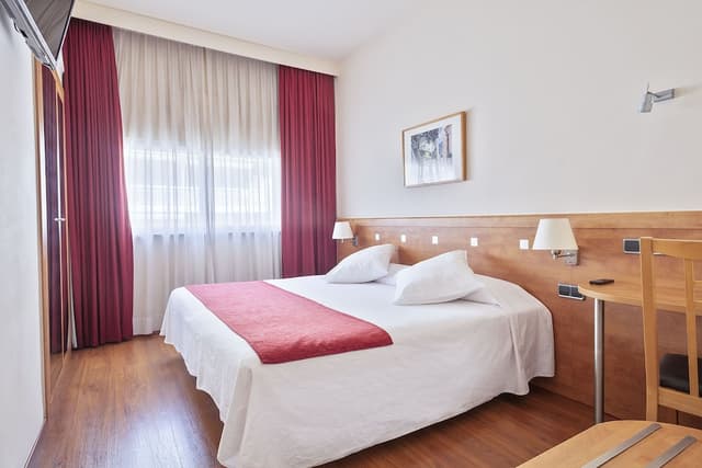 阿克塔安提貝思酒店-三人房-5