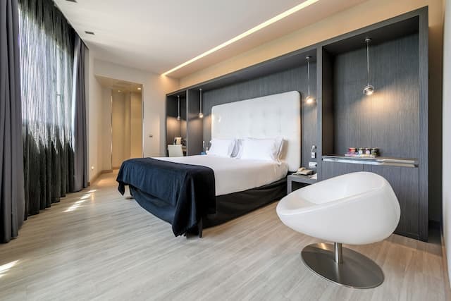 Hotel Maydrit Airport-Standard Double Room-1