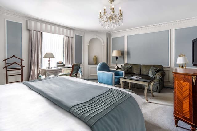 The Bentley London-小型套房-5