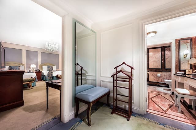 The Bentley London-小型套房-3