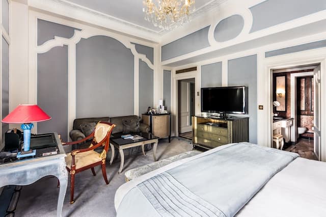 The Bentley London-小型套房-4