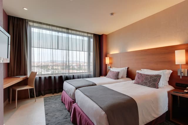 Hotel Badalona Tower-标准双人房或双床房-6