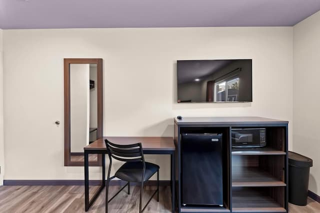 하일랜드 인 롱 비치-스탠다드룸, 킹사이즈침대 1개, 금연-3