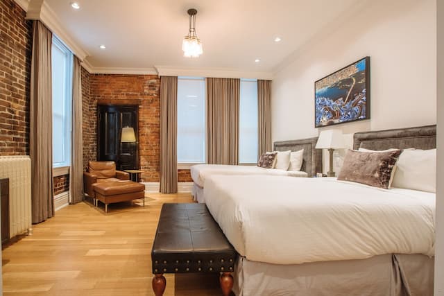 빅토리안 호텔-룸, 더블침대 2개 (Legacy)-1