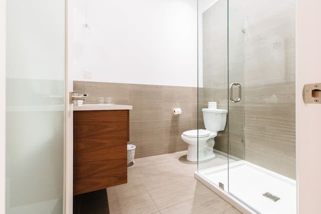 Victorian Hotel-Legacy 1 Queen-4