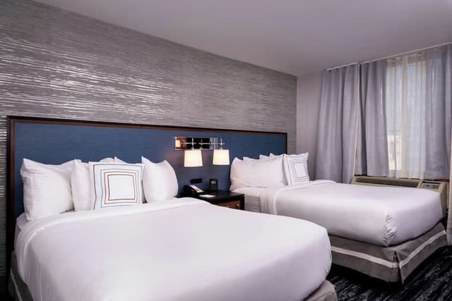 Fairfield by Marriott New York Manhattan Times Square-Standard Room, 2 Double Beds-6