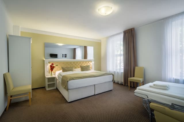 金牛飯店-家庭四人房-5