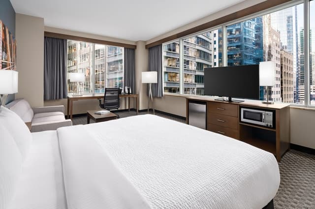 芝加哥市中心溫德姆拉昆塔套房飯店-客房, 1 張特大雙人床和 1 張沙發床, 非吸煙房, 邊間 (Panoramic City View)-7