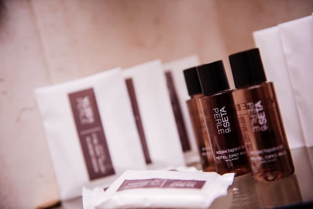 奧羅布鲁飯店-高級雙人房-12