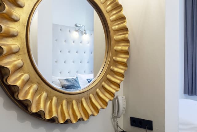 クエンティン アムステルダム ホテル-ダブルルーム ダブルベッド 1 台 専用バスルーム (small)-6