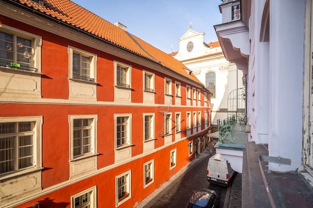 로얄 로드 레지던스-패밀리 스튜디오, 퀸사이즈침대 1개 및 소파베드, 간이주방, 마당 전망-8