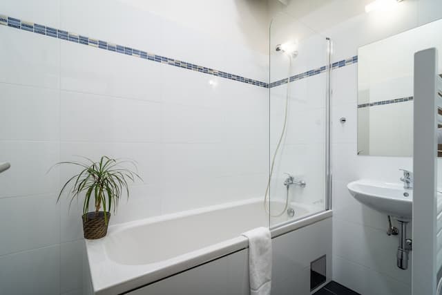 로얄 로드 레지던스-패밀리 스튜디오, 퀸사이즈침대 1개 및 소파베드, 간이주방, 마당 전망-6