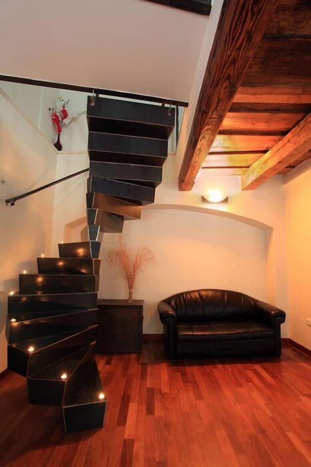 로얄 로드 레지던스-로맨틱 듀플렉스, 침대(여러 개), 간이주방, 중이층-5