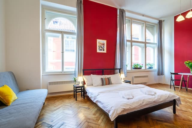 로얄 로드 레지던스-패밀리 스튜디오, 퀸사이즈침대 1개 및 소파베드, 간이주방, 마당 전망-2