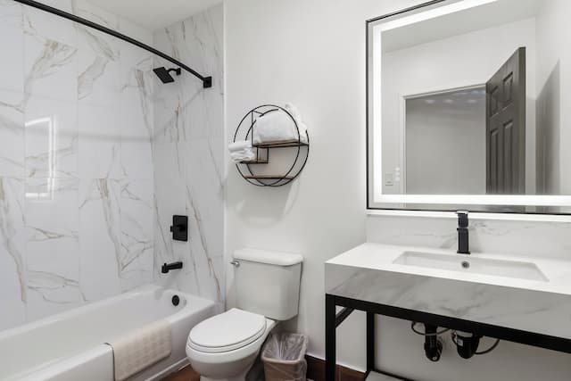 Beverly Inn-华丽双人房-4