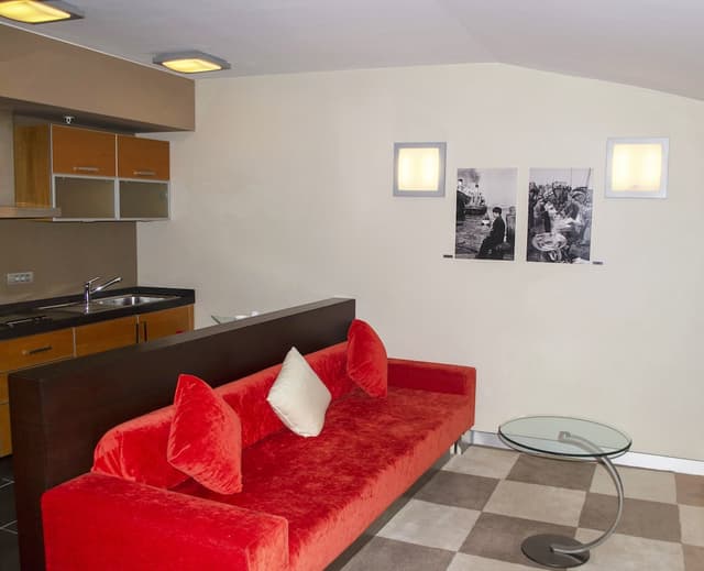 포인트 호텔 탁심-Executive Senior Suite with Kitchenette & Lounge Access-2