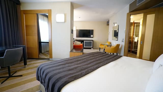 포인트 호텔 탁심-Executive Junior Suite with Lounge Access-7
