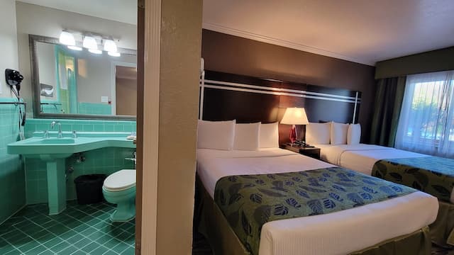 モーテル カプリ-スタンダード ルーム クイーンベッド 2 台-11
