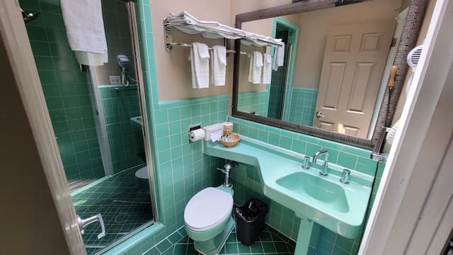 モーテル カプリ-スタンダード ルーム クイーンベッド 1 台-6