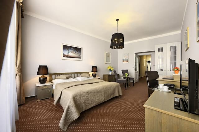 ホテル サルヴァトール-スーペリア ダブルルーム-1