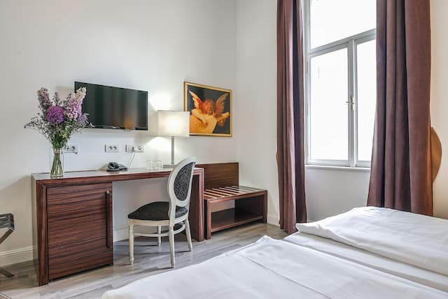 Assenzio-Double or Twin Room-3