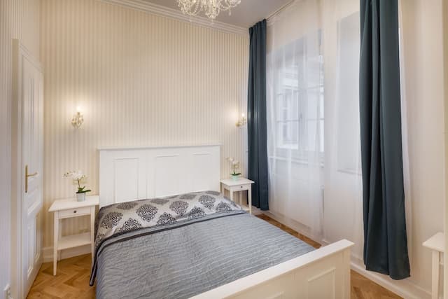 Old Town Square Apartments-Two Rooms Apartment-7