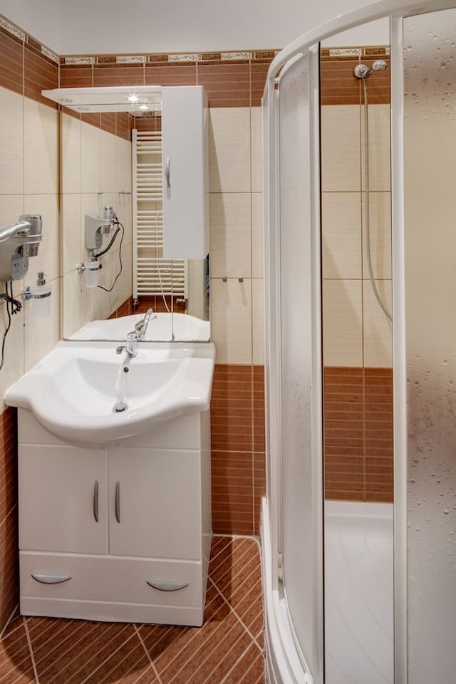 Old Town Square Apartments-Three Rooms Apartment-23