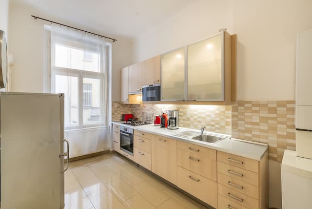 Old Town Square Apartments-Three Rooms Apartment-20