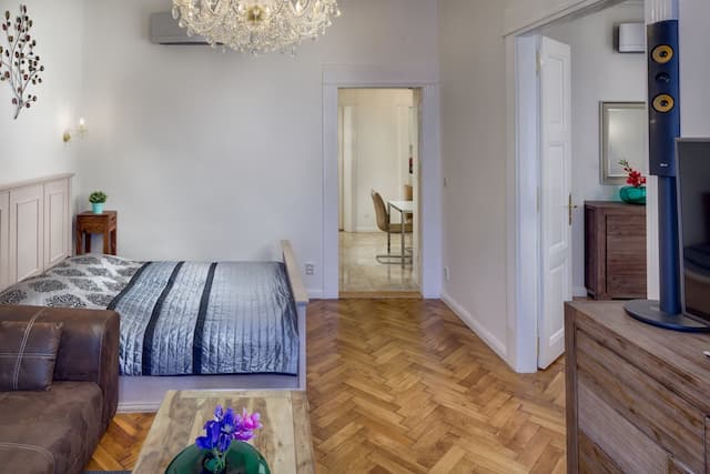 Old Town Square Apartments-Two Rooms Apartment-6