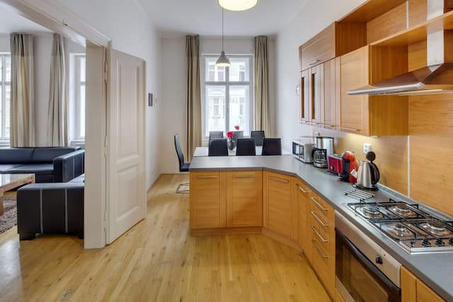 Old Town Square Apartments-Three Rooms Apartment-17