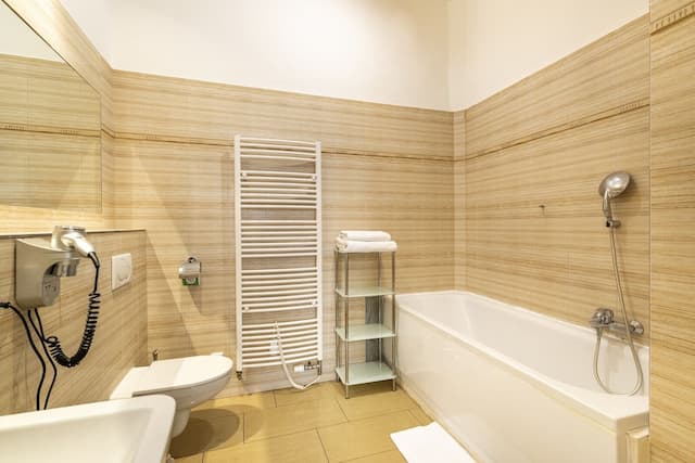 Old Town Square Apartments-Three Rooms Apartment-27