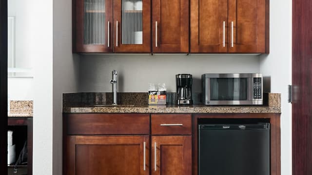 Hyatt House Seattle/Redmond-Studio Suite, 1 King Bed, Balcony-6