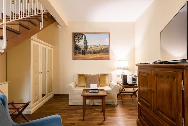 Golden Tower Hotel & Spa-Junior Room, 1 Double Bed with Sofa bed-6