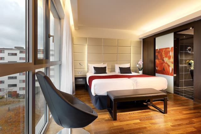 Eurostars Grand Central-Junior Suite-5