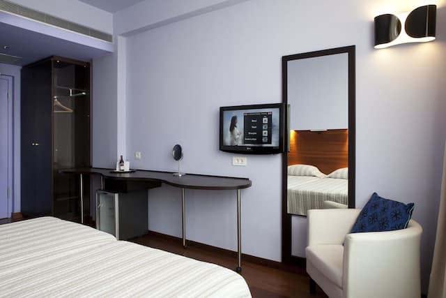 Athens Center Square Hotel-Economy Room-3
